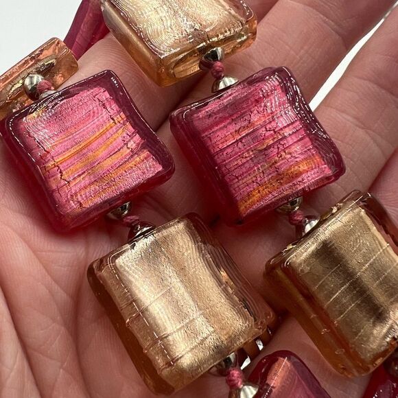 Venetian Bead Necklace. Rubino Platino and Champagne Pink Murano Beads. - Picture 4 of 11